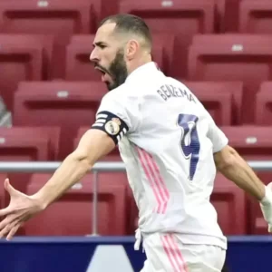 كريم بنزيما