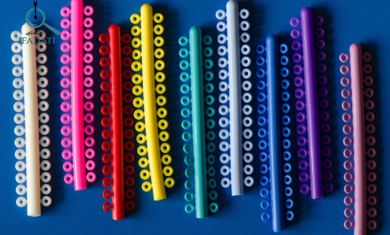 ألوان تقويم الأسنان