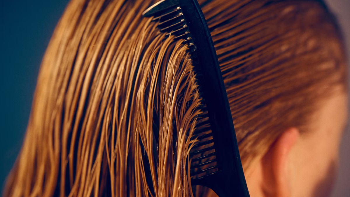 كريم للشعر الجاف