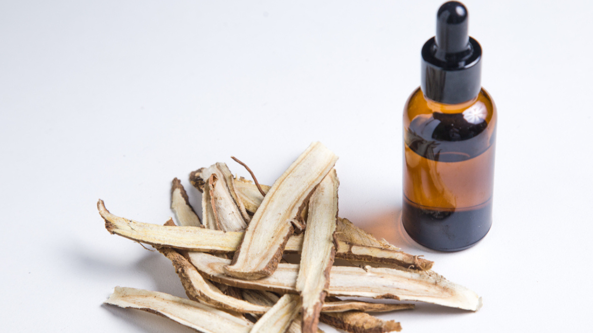 زيت عرق السوس