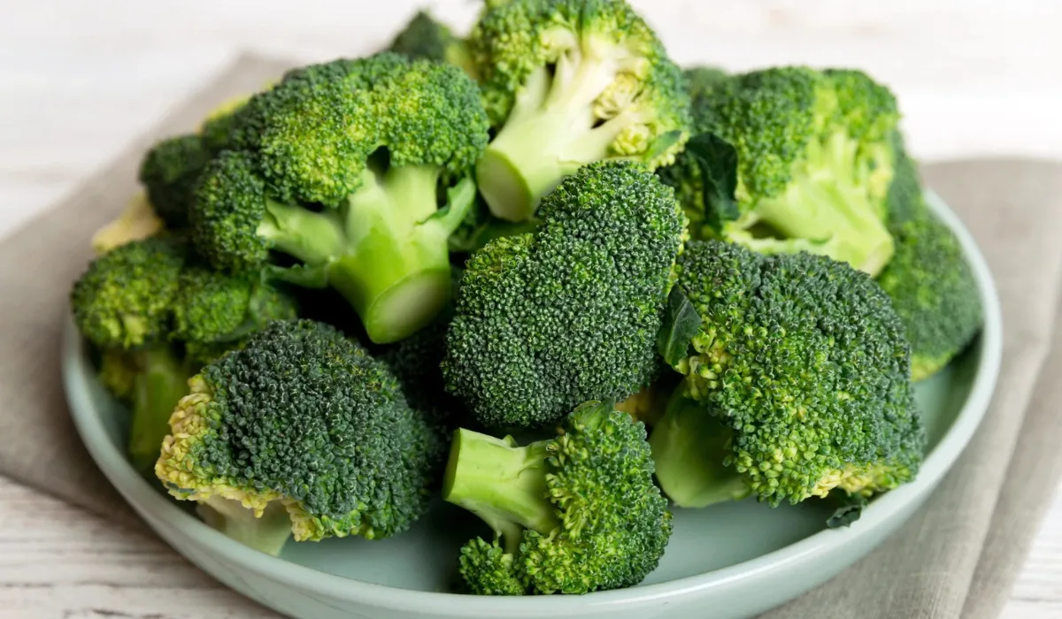 إفادتي فوائد البروكلي الصحية: دليل شامل فوائد البروكلي الصحية